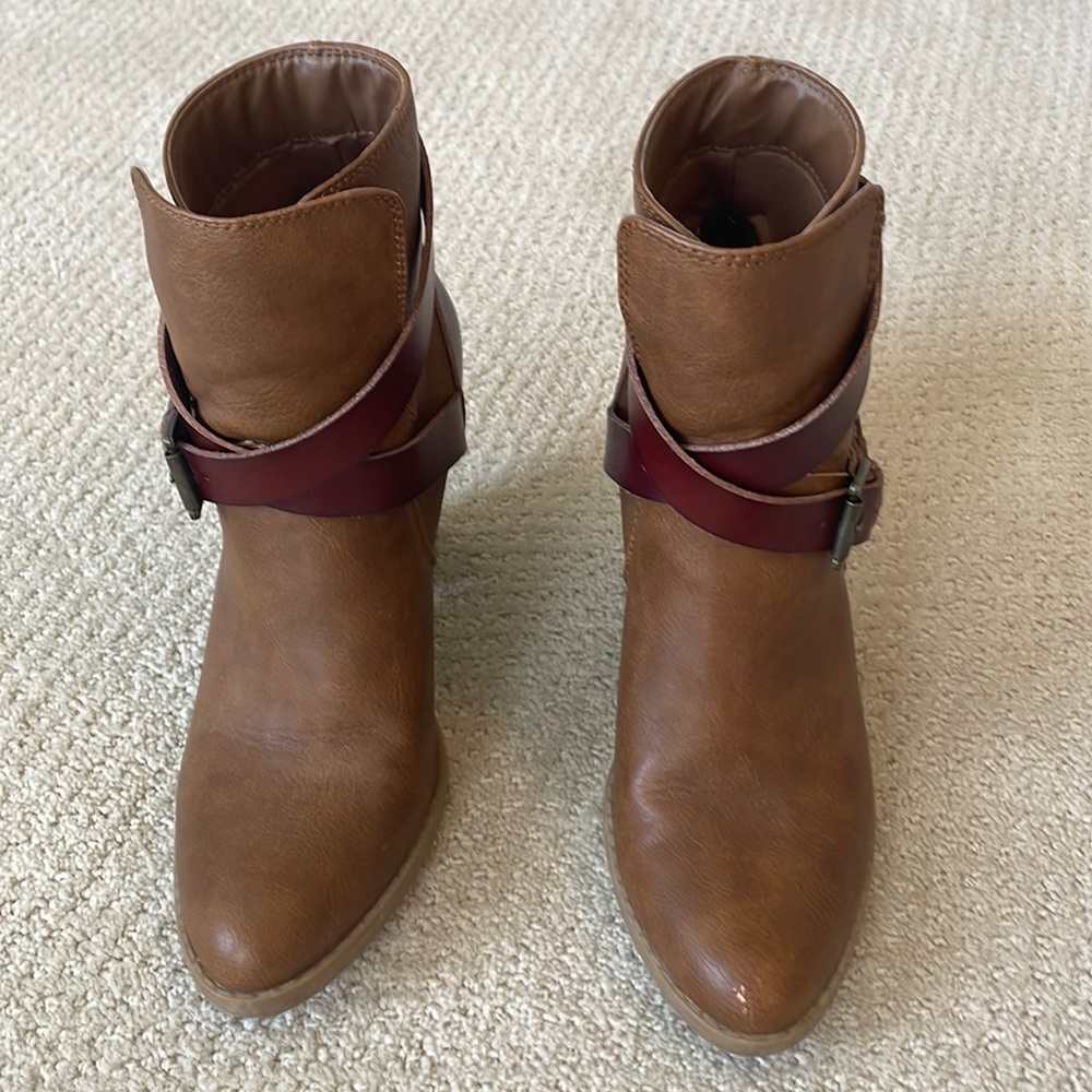 American Eagle Outfitters Boots View 4